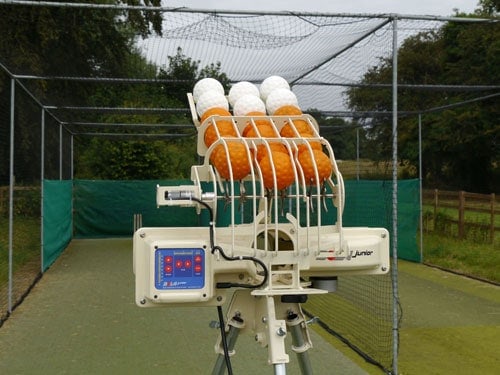 BOLA JUNIOR BOWLING MACHINE PACKAGE Banner