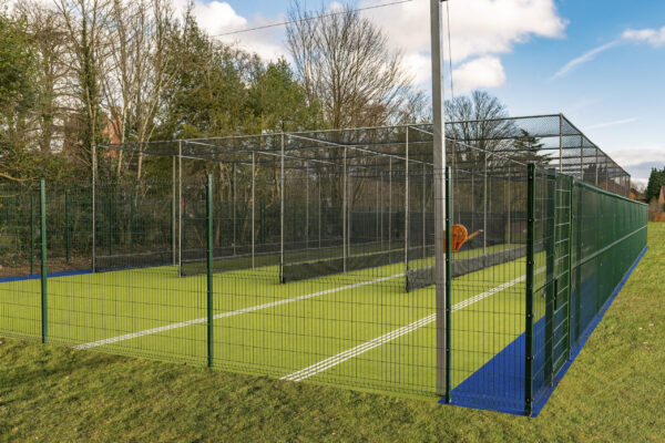Fence - Artificial turf